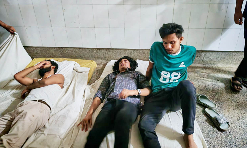 কুড়িগ্রাম কৃষি বিশ্ববিদ্যালয়ের শিক্ষক-শিক্ষার্থীদের ওপর হামলা, আহত ৯