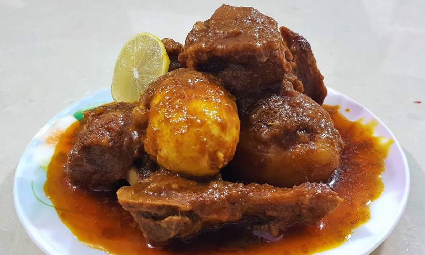 স্বাদে ভিন্নতা আনতে সহজে রাঁধুন ঐতিহ্যবাহী ‘মাটন ডাকবাংলো’ স্বাদে ভিন্নতা আনতে সহজে রাঁধুন ঐতিহ্যবাহী ‘মাটন ডাকবাংলো’