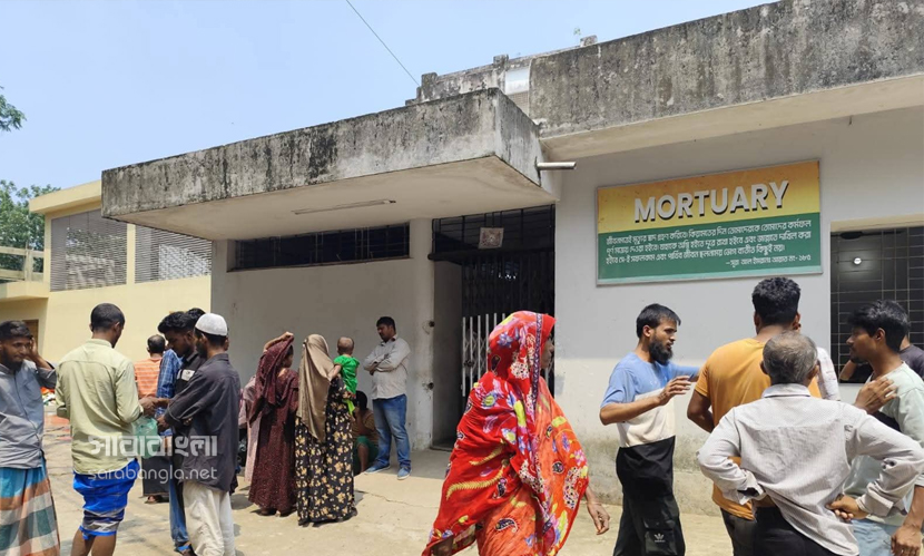লাশ ঘর, ময়নাতদন্তের পর এখানেই মরদেহগুলো রাখা হয়। ছবি: সারাবাংলা
