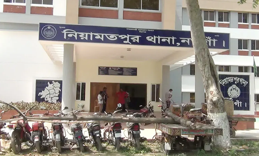 নওগাঁয় ড্রাম ট্রাকচাপায় নিহত ২