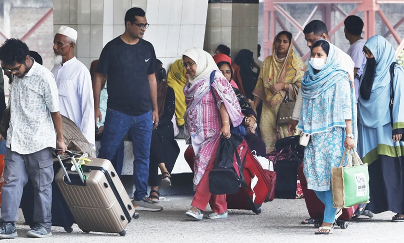 টানা ৭ দিনের ঈদের ছুটি শুরু