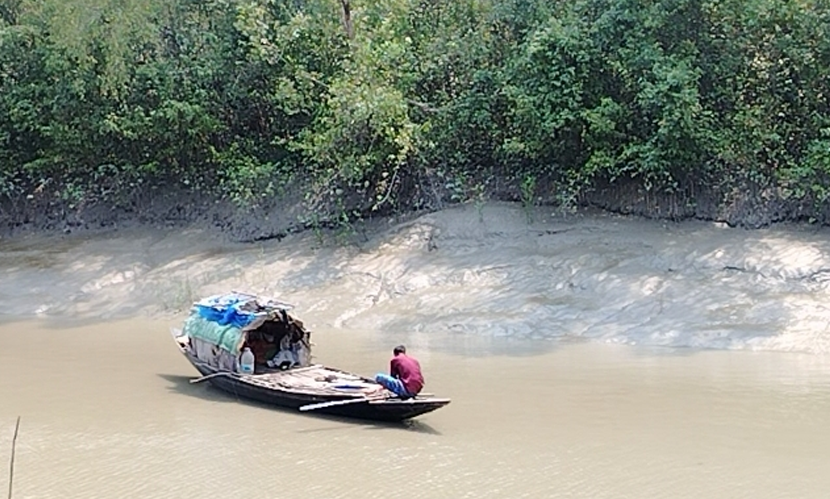 সুন্দরবনে ৬ জেলেকে অপহরণ, জিম্মি মোট ১৮ জেলে
