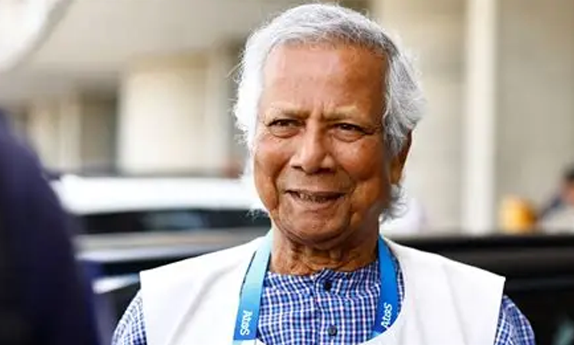 প্যারিসের উদ্দেশে ঢাকা ছাড়লেন ড. ইউনূস