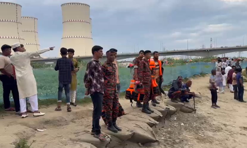 ঈশ্বরদীতে পদ্মায় ভ্রমণের সময় যুবক নিখোঁজ