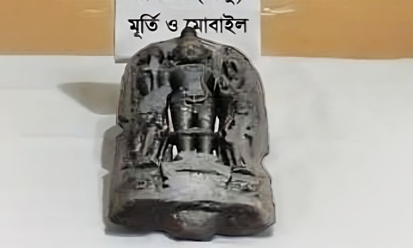 দিনাজপুরে বিষ্ণুমূর্তিসহ ২ পাচারকারী গ্রেফতার