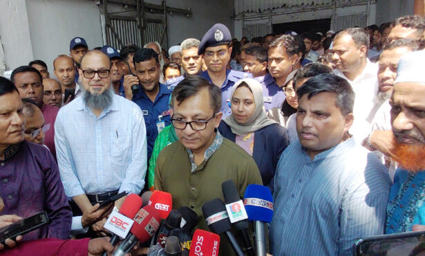 বন্ধ রাষ্ট্রায়ত্ত চিনিকল পুনরায় চালু করতে সরকার দৃঢ় প্রতিজ্ঞ: শিল্পমন্ত্রী