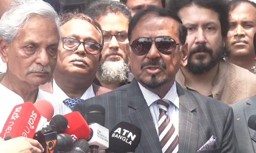 আ.লীগকে থুথু দেবে জনগণ— জুলাই স্মৃতি জাদুঘর পরিদর্শন শেষে স্পিকার