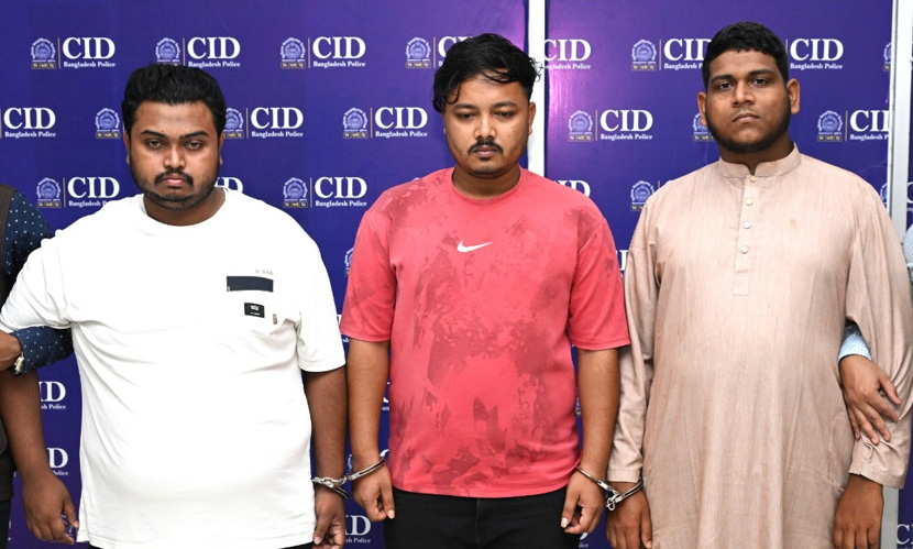ওয়েবসাইট ক্লোন করে এআই ট্রাফিকের জরিমানা আদায়, গ্রেফতার ৩