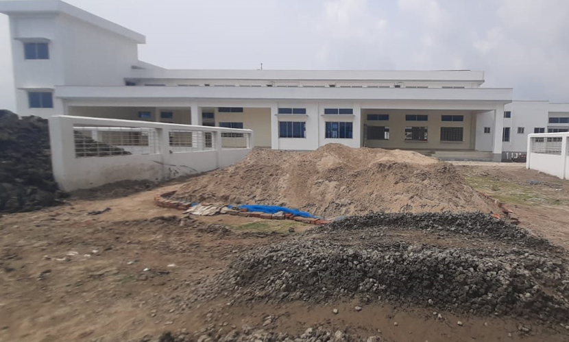 অকেজো পড়ে আছে ভোলার ১৩ কোটি টাকার দুটি মৎস্য অবতরণ কেন্দ্র