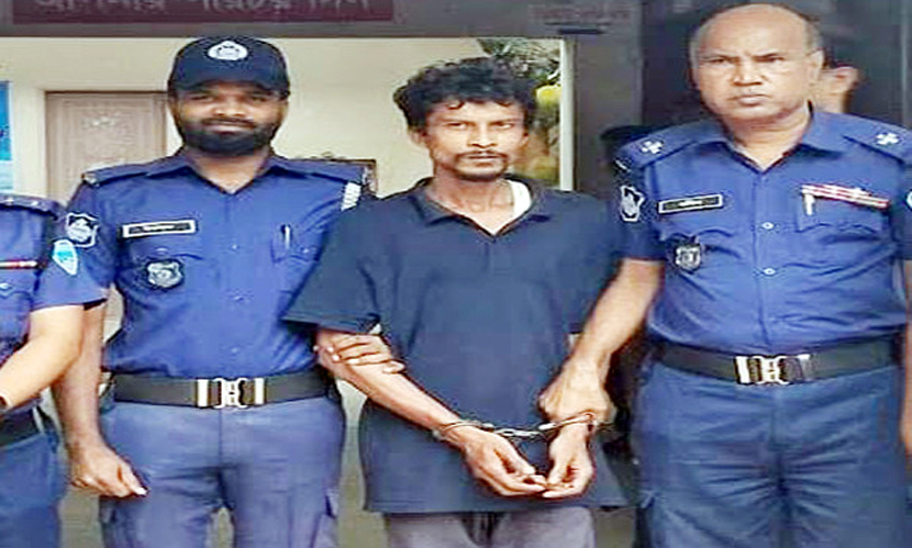 রিকশা চালককে কোপানোর ঘটনায় হামলাকারী গ্রেফতার
