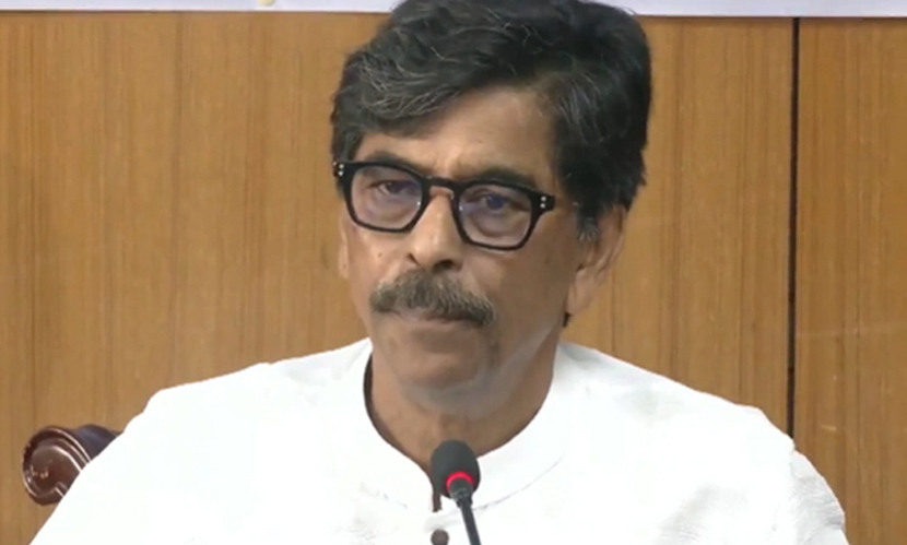 মাছের উৎপাদন বৃদ্ধিতে ১১ প্রকল্প বাস্তবায়ন করছে সরকার: মৎস্যমন্ত্রী