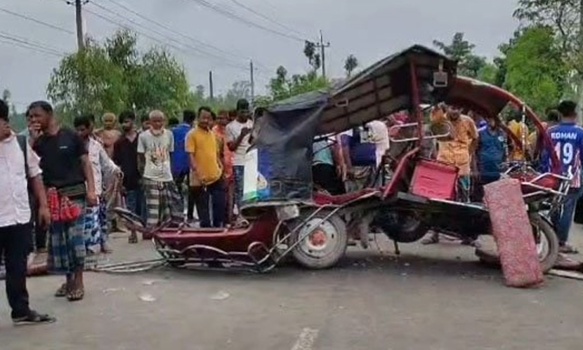 গাইবান্ধায় বাসের ধাক্কায় ইজিবাইকচালক নিহত, আহত ১