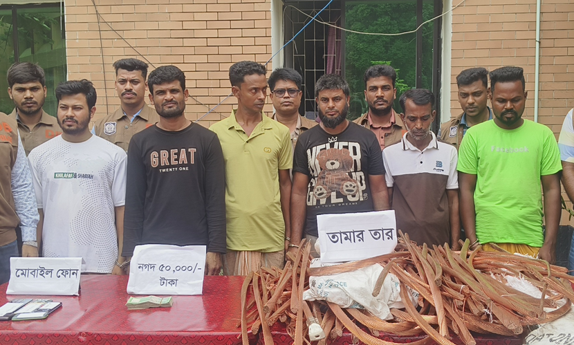লালপুরে জুট মিলে ডাকাতির ঘটনায় সংঘবদ্ধ ডাকাত চক্রের ৬ জন গ্রেফতার