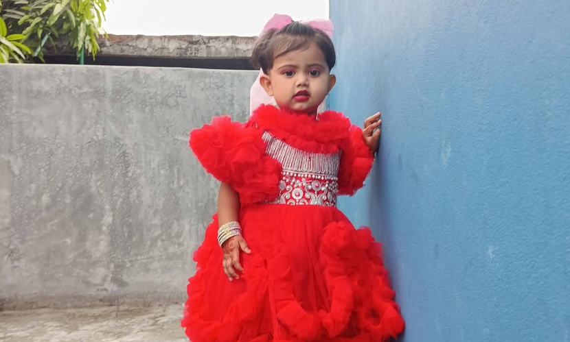 চুয়াডাঙ্গায় বিদ্যুতায়িত হয়ে শিশু তানিশার মৃত্যু