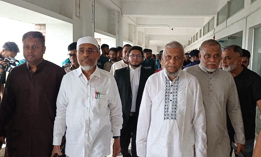 সুরঞ্জিত সেন হত্যা চেষ্টা মামলায় খালাস পেলেন আরিফ, বাবর ও গৌছ