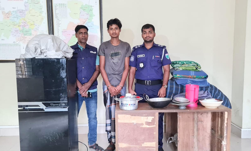 বড়লেখায় কমিউনিটি সেন্টারের তালা ভেঙে চুরি, মালামালসহ গ্রেফতার ১