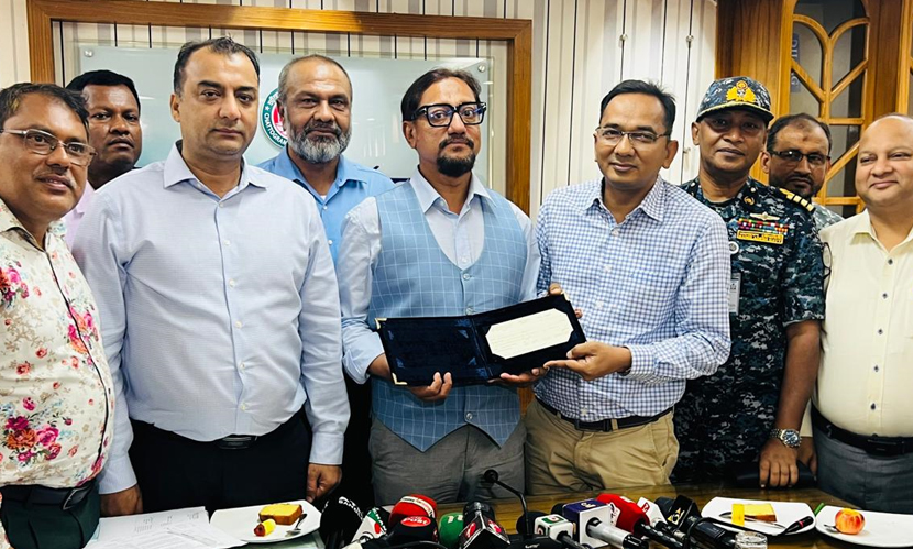 চট্টগ্রাম বন্দর থেকে ১৯৮ কোটি টাকা হোল্ডিং ট্যাক্স পেল চসিক