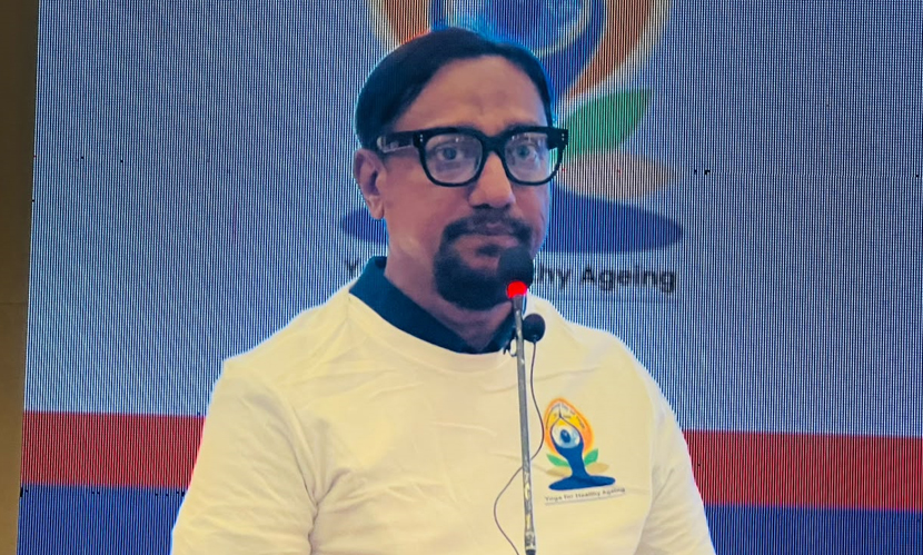 যোগব্যায়াম শুধু শরীরচর্চা নয়, এটি এক জীবনদর্শন: চসিক মেয়র