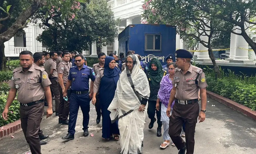 শাপলা চত্বর মামলায় দীপু মনিসহ ৯ আসামি ট্রাইব্যুনালে হাজির
