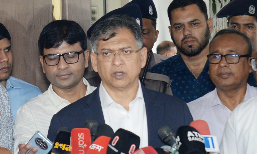 পুলিশের কোনো সদস্য অপরাধে জড়ালে ছাড় দেওয়া হবে না: স্বরাষ্ট্রমন্ত্রী