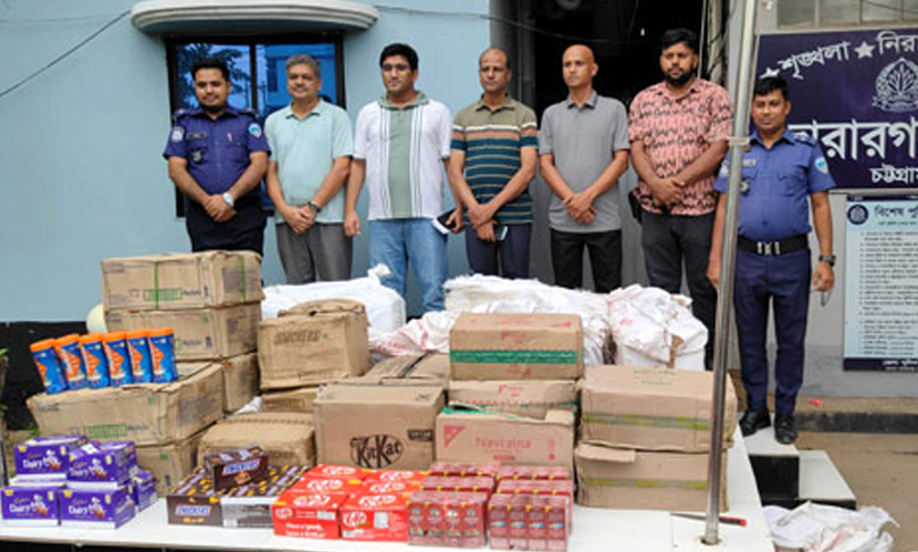 মিরসরাইয়ে ভারতীয় চোরাই পণ্যসহ মাইক্রোবাস জব্দ