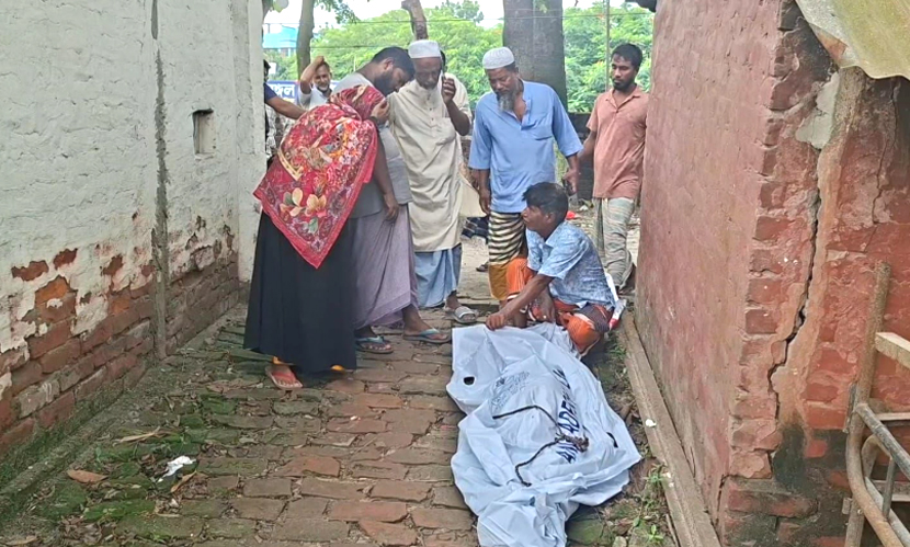 নরসিংদীতে ট্রেনে কাটা পড়ে বৃদ্ধার মৃত্যু