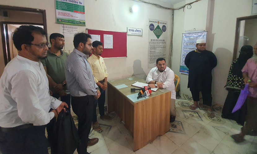 প্রটোকল ছাড়াই রাজস্ব সার্কেল পরিদর্শনে ভূমি প্রতিমন্ত্রী