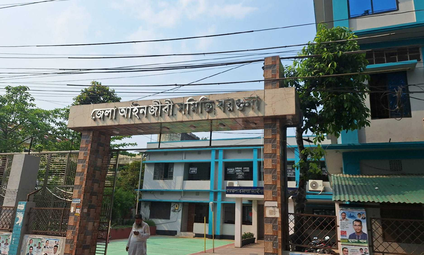 ম্যাজিস্ট্রেটের সই জাল করে মামলার চেষ্টা, ৩ জনের বিরুদ্ধে পালটা মামলা