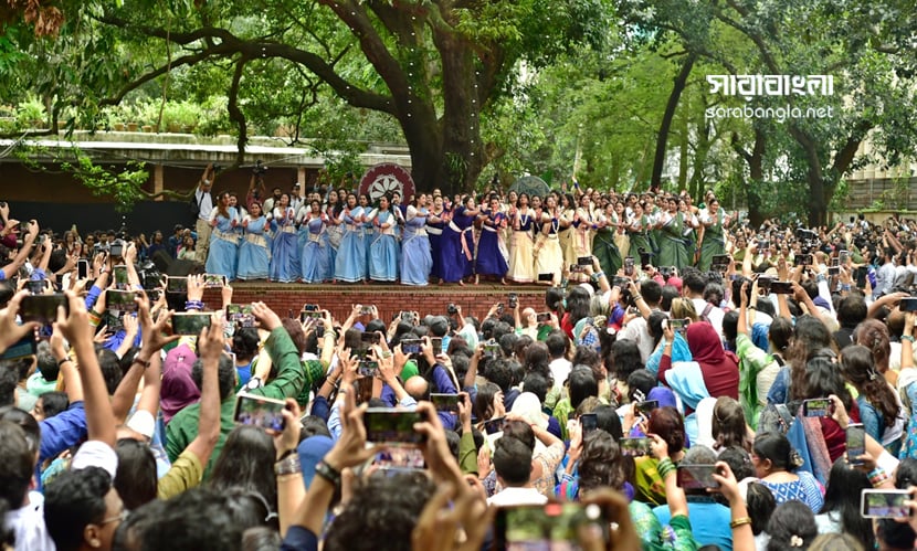 চারুকলায় বর্ষার উচ্ছাসে অনুষ্ঠিত ‘ঘনঘটা ২’