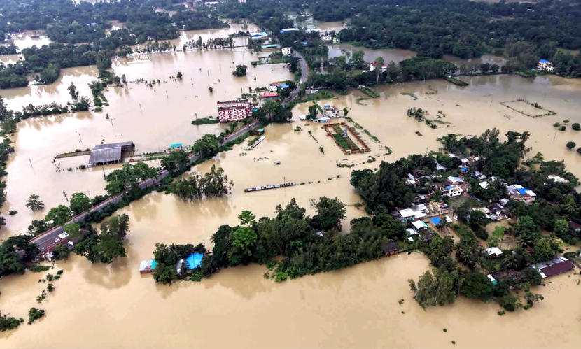 চট্টগ্রামে পানিবন্দি সাড়ে ৪ লাখ মানুষ