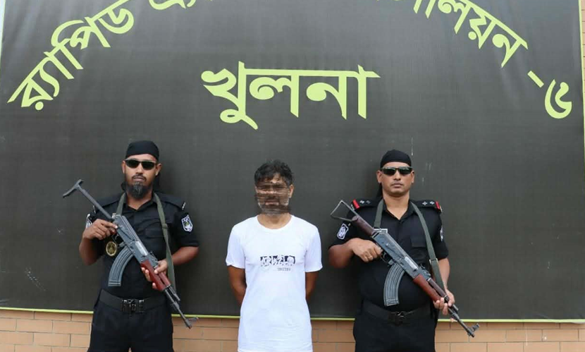 খুলনায় নির্জনা হত্যা মামলায় তার বাবা গ্রেফতার