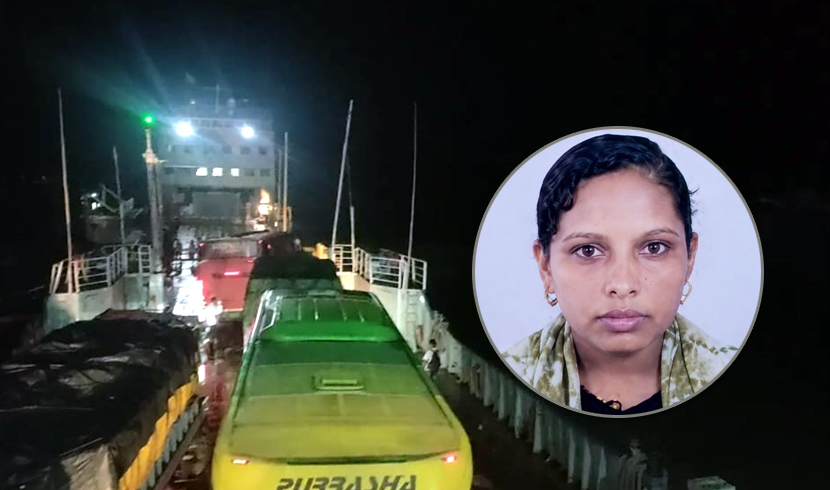চলন্ত ফেরি থেকে মাঝ পদ্মায় ঝাঁপ দিয়ে নারী নিখোঁজ