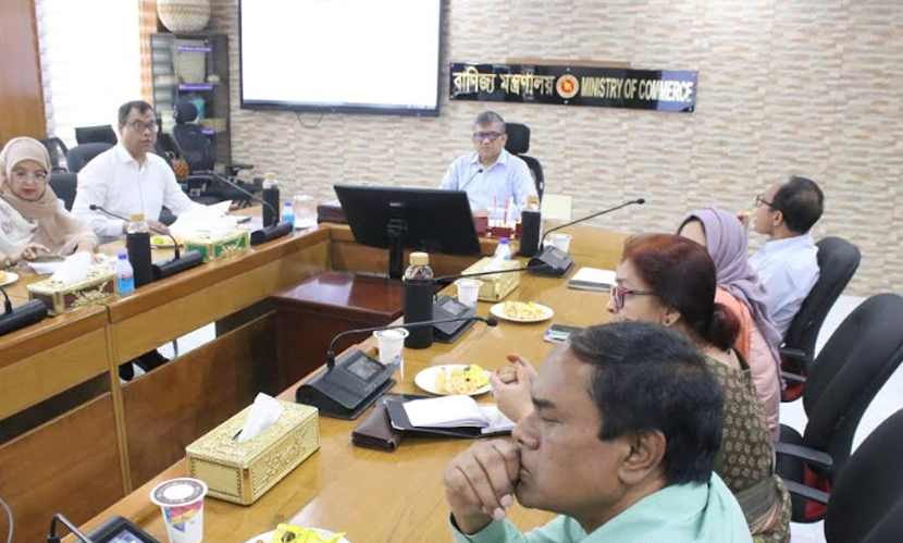 বাজার মনিটরিং কার্যক্রমকে আরও প্রযুক্তিনির্ভর করার তাগিদ বাণিজ্য সচিবের