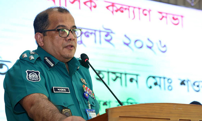 মাদক-কিশোর গ্যাং দমনে কঠোর হওয়ার নির্দেশ সিএমপি কমিশনারের