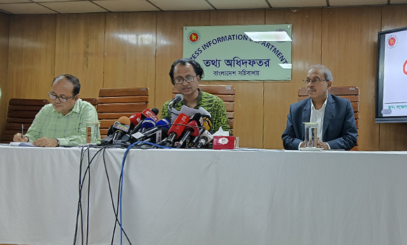 ‘শেখ হাসিনাকে দেশে ফিরিয়ে বিচারের মুখোমুখি করতে চায় সরকার’