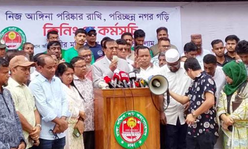 ঠিকাদার ব্যর্থ হলে ভিন্ন পথে ময়লা সংগ্রহ করবে ডিএসসিসি: প্রশাসক