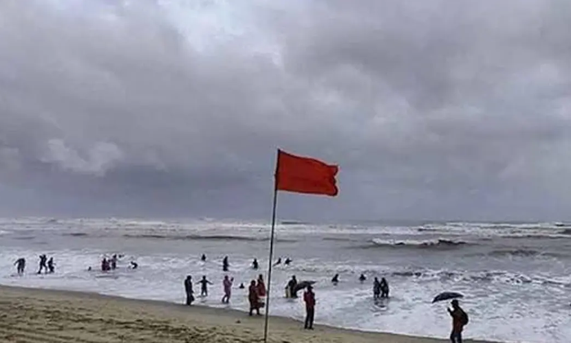 দেশের চার সমুদ্রবন্দরে ৩ নম্বর সতর্ক সংকেত