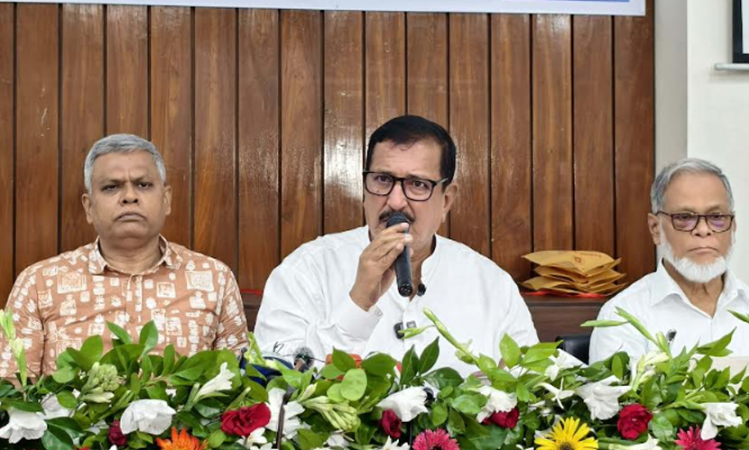 রাবি’র উন্নয়নে এক সপ্তাহের মধ্যে ১০ লাখ টাকা দেওয়ার ঘোষণা ভূমিমন্ত্রীর