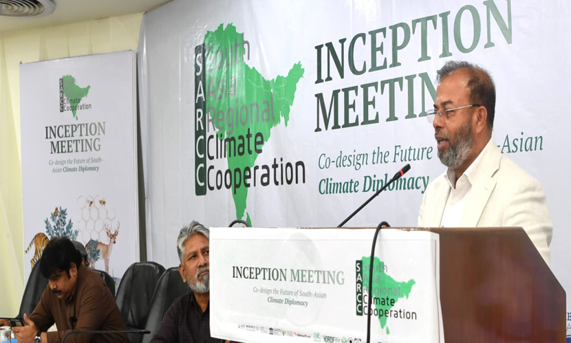 জলবায়ু ঝুঁকি মোকাবিলায় আঞ্চলিক সহযোগিতা জোরদারের আহ্বান