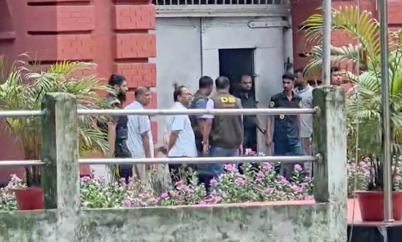 কারাগারেই নেওয়া হলো ২ আসামির ডোপ টেস্টের নমুনা