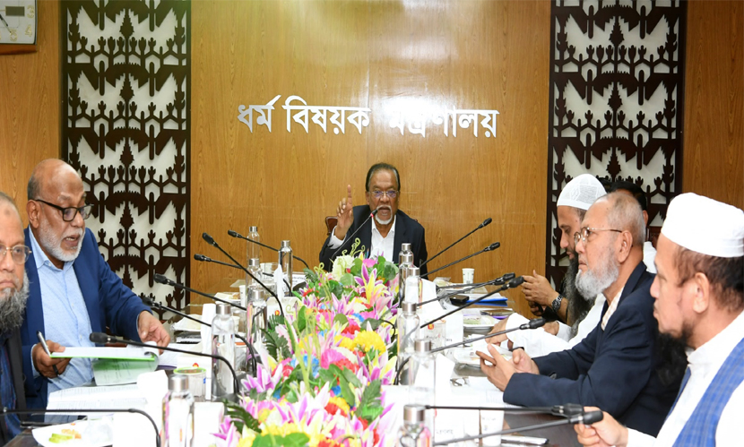 চলতি অর্থবছরে আড়াই লাখ ধর্মীয় ব্যক্তিদের মাসিক সম্মানি দেবে সরকার