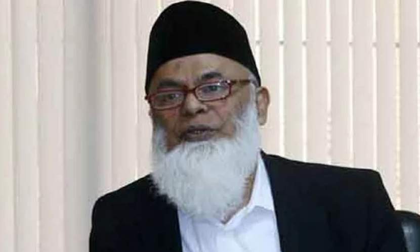 গ্রেফতার দেখানো হলো নজরুল ইসলাম মজুমদারকে