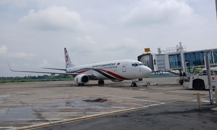 জেদ্দা থেকে চট্টগ্রামগামী বিমানে যাত্রীর মৃত্যু, মাস্কাটে জরুরি অবতরণ