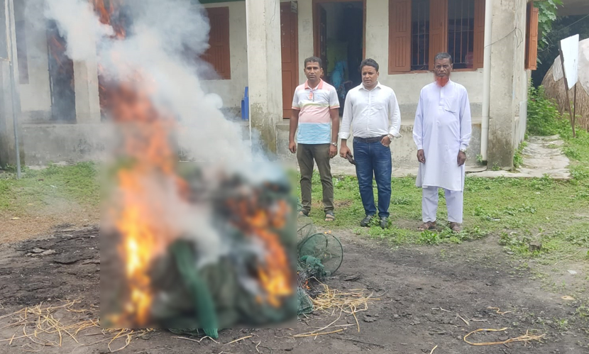 টুঙ্গিপাড়ায় ১ লাখ ২৫ হাজার টাকার চায়না দুয়ারি জাল ধ্বংস