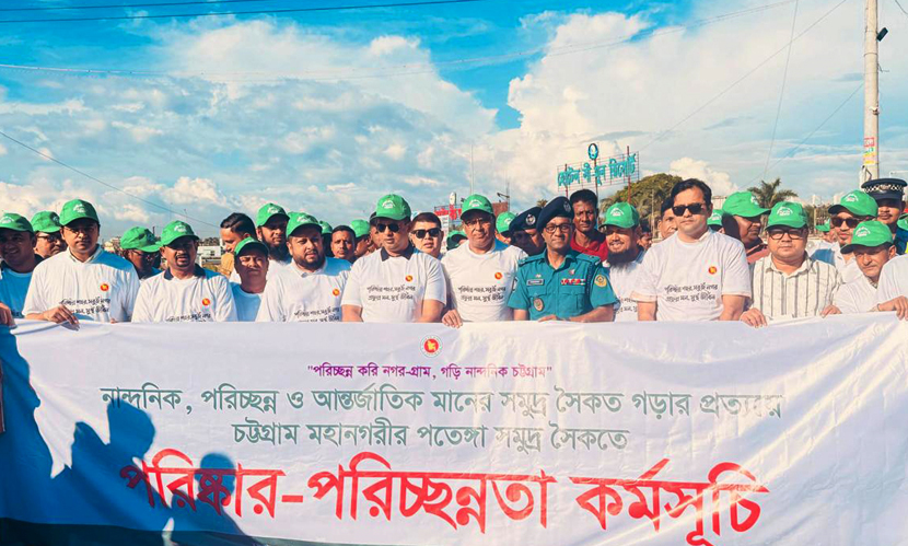 পর্যটকদের নির্মল আনন্দ দিতে সাজবে পতেঙ্গা সৈকত: ডিসি জাহিদ