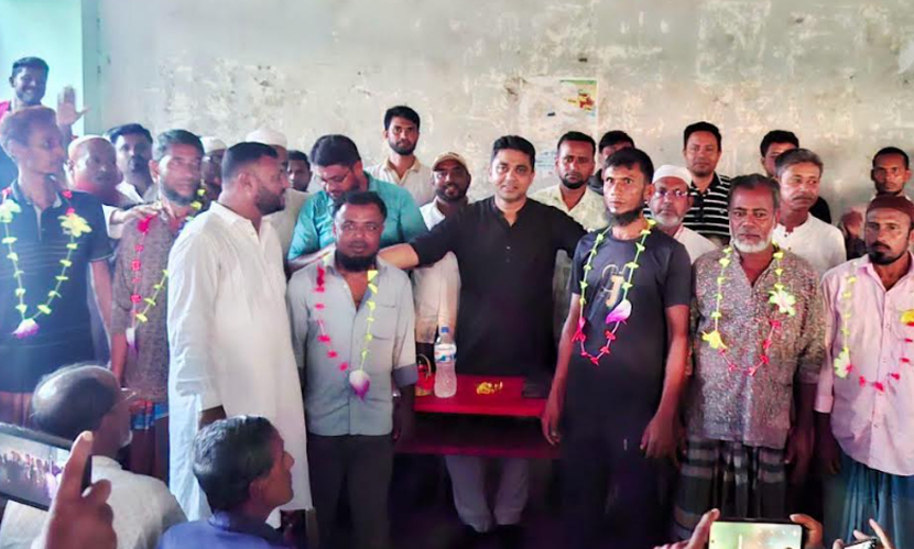 বিএনপিতে যোগ দিলেন জামায়াতের বহিষ্কৃত নেতা নজরুলের ১২ ‘অনুসারী’
