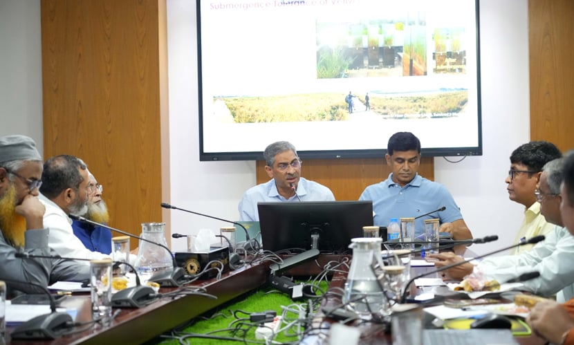 নদীভাঙন ও ভূমিক্ষয় রোধে বিন্না ঘাস গুরুত্বপূর্ণ ভূমিকা রাখতে পারে: পানিসম্পদমন্ত্রী