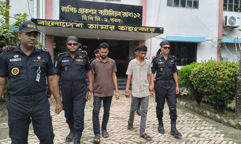 পাবনায় ৩৪ কেজি গাঁজাসহ ২ মাদককারবারি গ্রেফতার
