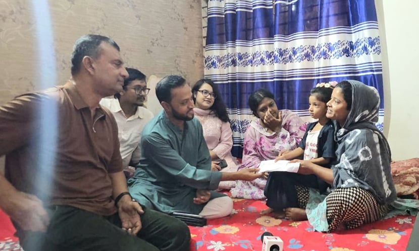 জটিল রোগে আক্রান্ত মারিয়ামের চিকিৎসায় পাশে দাঁড়ালেন প্রধানমন্ত্রী