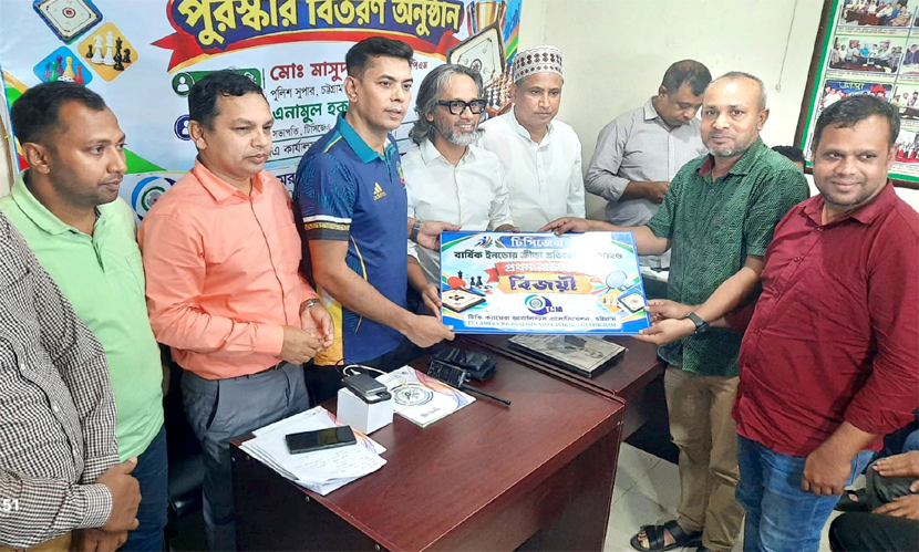 অপরাধ দমনে সাংবাদিকদের সহযোগিতা চান চট্টগ্রামের এসপি